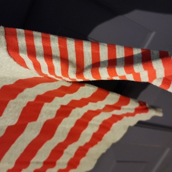 American Eagle top - Picture 4 of 4